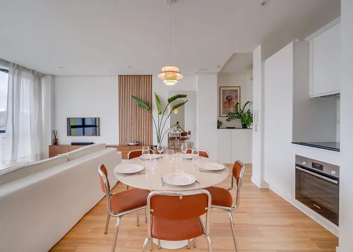 With Parking In The Heart Of Chartrons Apartmán