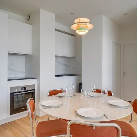 Apartman With Parking In The Heart Of Chartrons Bordeaux