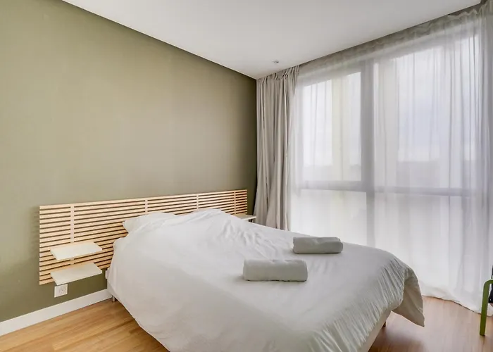With Parking In The Heart Of Chartrons Apartman